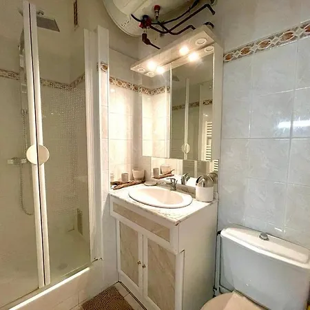 Apartament Joli Studio 2 Personnes Proche Mer Avec Parking Le Grau-du-Roi